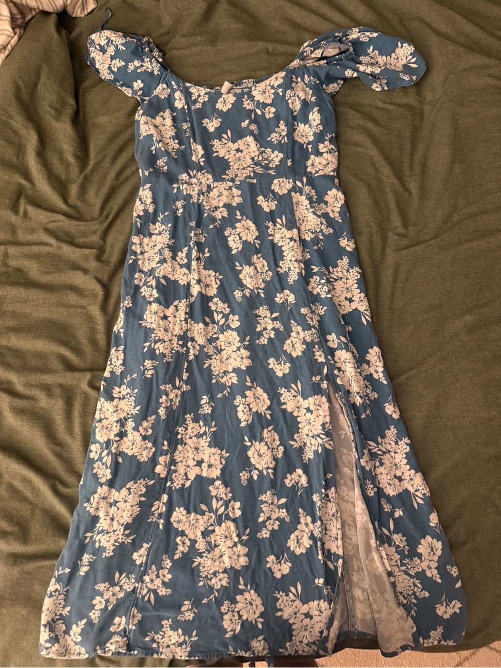 Old Navy Blue Floral Off-Shoulder Midi Dress